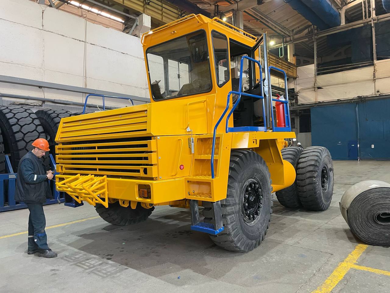 Готовая машина на заводе