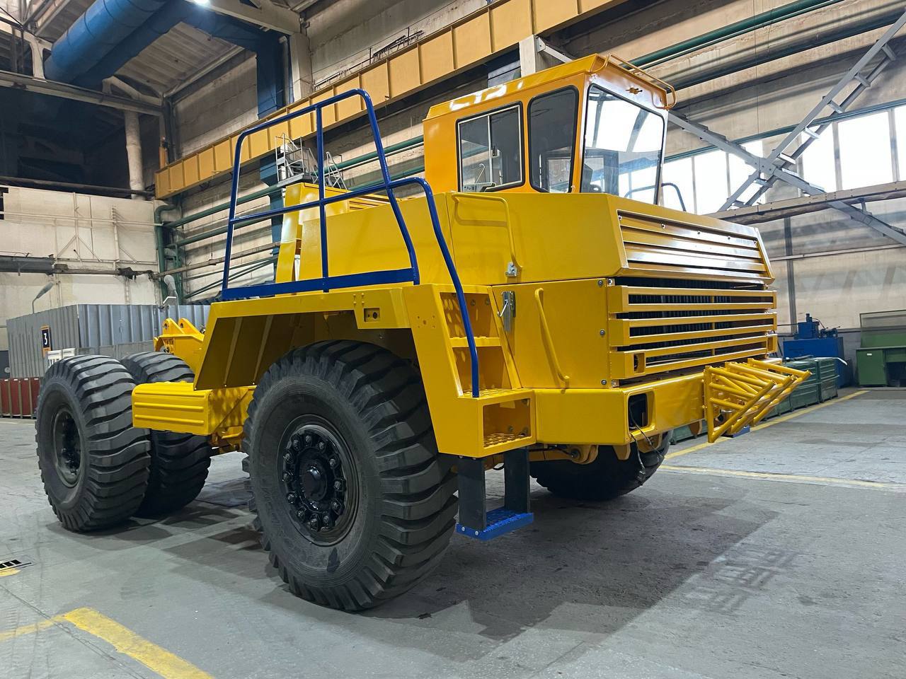 Готовая машина на заводе